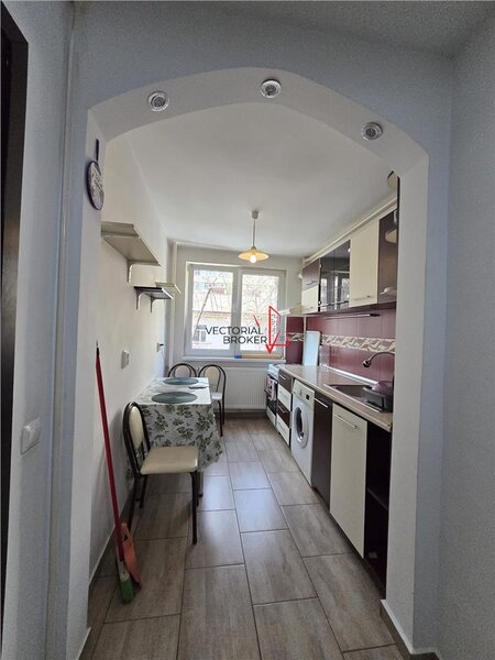 Tei, Ion Berindei, Sectia Politie, bloc reabilitat, et.1.